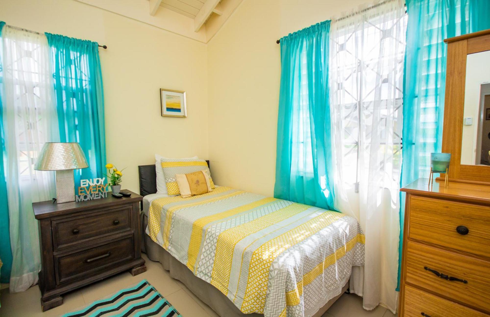 Ocho Rios Drax Hall Manor 3 Bed Sleeps 7 Saint Annʼs Bay Exteriör bild